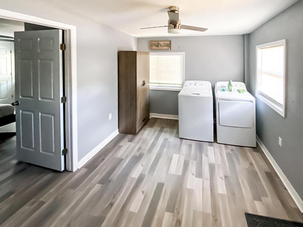 Sarasota Modern, Spacious, Comfy, Queen Beds, Backyard Rental المظهر الخارجي الصورة