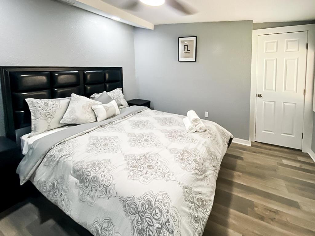 Sarasota Modern, Spacious, Comfy, Queen Beds, Backyard Rental المظهر الخارجي الصورة